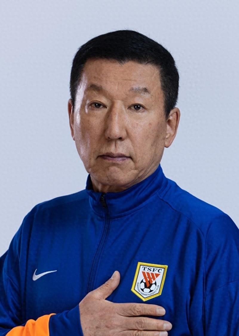 爱游戏平台-德甲窗口期再迎强敌；山东泰山绝杀压哨；主帅态度：底气十足；心理建设被强调的简单介绍-爱游戏平台