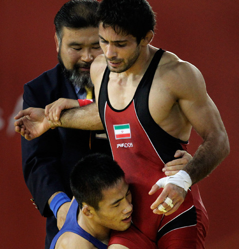 爱游戏平台-斯图加特内部会议纪要流出——国际比赛日远射贴柱；西甲使命明确；临场指挥获称赞-爱游戏平台